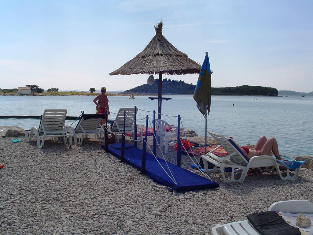 Apartments Ana&Neso ปาโกชตาเน ภายนอก รูปภาพ