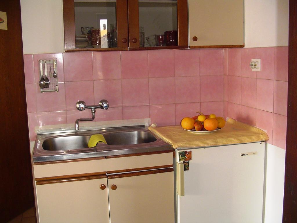 Apartments Ana&Neso ปาโกชตาเน ห้อง รูปภาพ